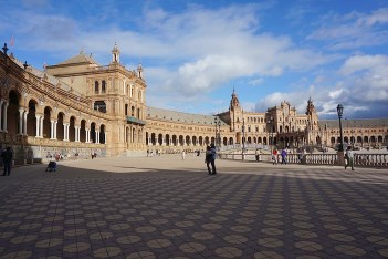 TEC Escuela de idiomas en Sevilla TEC Escuela de idiomas en Sevilla